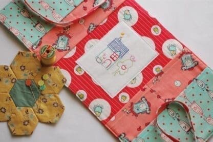 Cinderberry - Room for Friends Needle Case